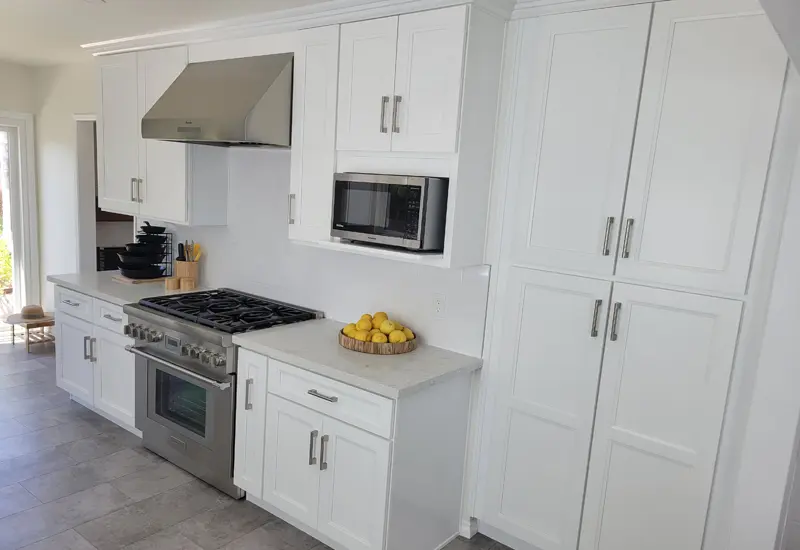 Flawless White Modular Kitchen Hollywood, California